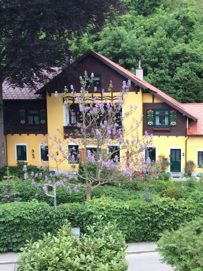 Villa Kreuthhof Appartements Klosterneuburg Esterno foto