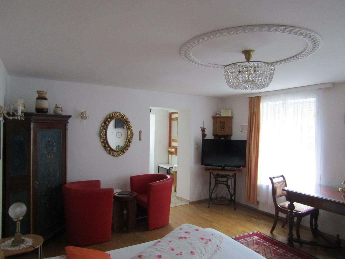 Villa Kreuthhof Appartements Klosterneuburg Esterno foto