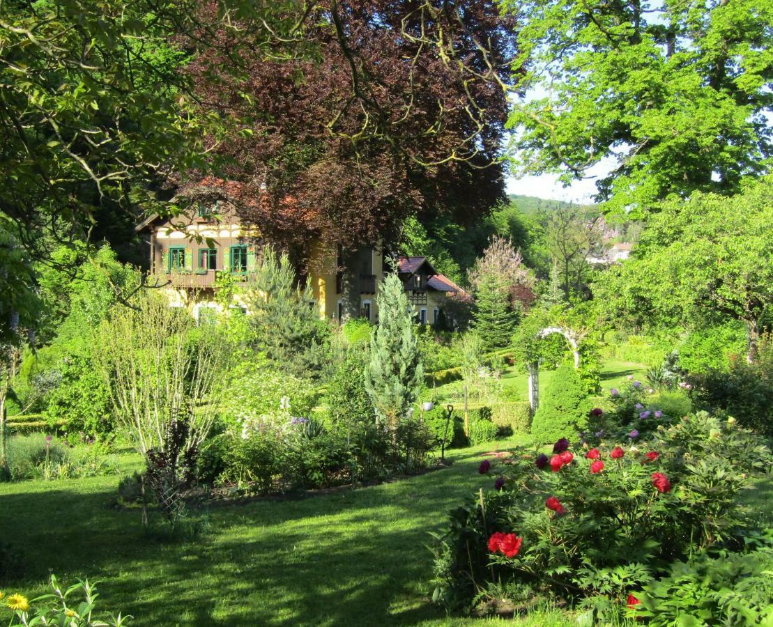Villa Kreuthhof Appartements Klosterneuburg Esterno foto